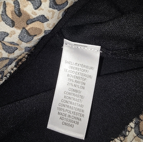 Adrianna Papell Round Neck Twofer Sweater Black & cheetah Print Size Medium - Picture 8 of 9